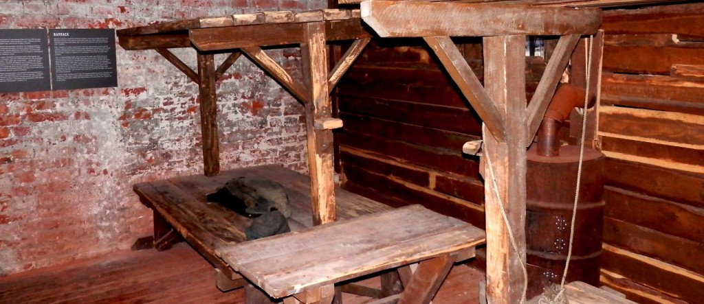 Mcrsi.ru: Репрессированный буддизм. Музей ГУЛАГа. Выставка. 2014. Автор фото председатель НСНБР А.Г.Огнивцев 30092014_10