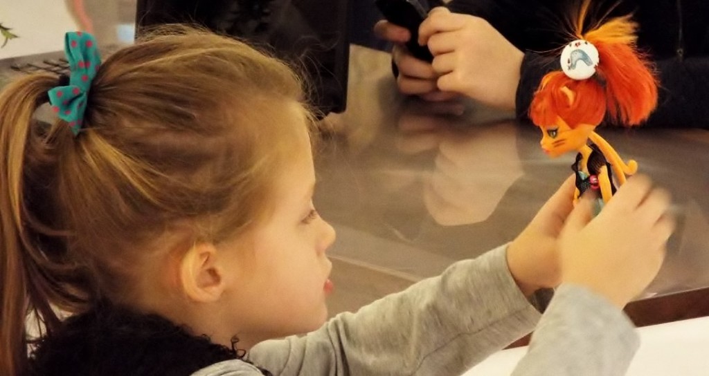 История игрушек в ARTSTORY. Лица. Про Art. 2014. Автор фото председатель НСНБР А.Г.Огнивцев. 21122014-19