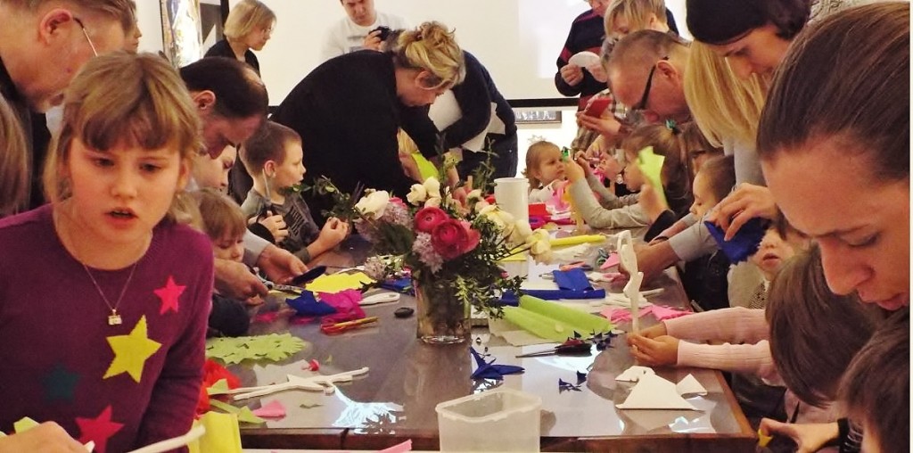 История игрушек в ARTSTORY. Лица. Про Art. 2014. Автор фото председатель НСНБР А.Г.Огнивцев. 21122014-3