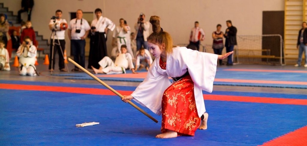 Косики каратэ. Танец. Символ. Даша Прошина. Кубок России 2013. Автор фото Георгий Огнивцев 04012014-3