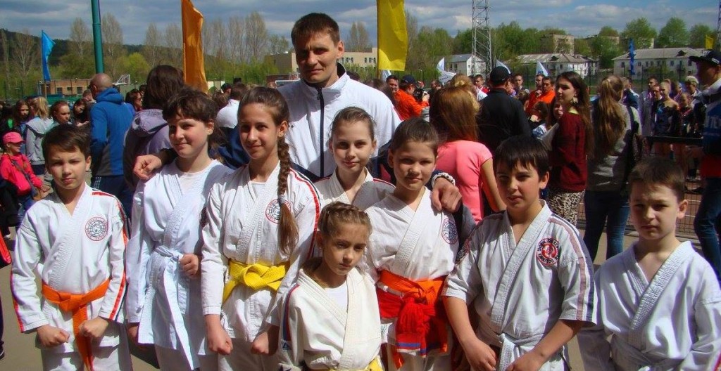 Mcrsi.ru: Косики каратэ. СК Самурай. Жигулевск. Самарская область. Май 2016. Автор фото СК Самурай (президент Олег Фадеев). 01052016-1