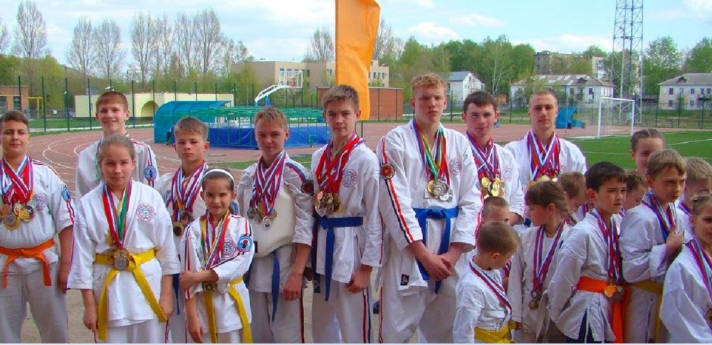 Mcrsi.ru: Косики каратэ. СК Самурай. Жигулевск. Самарская область. Май 2016. Автор фото СК Самурай (президент Олег Фадеев). 01052016-20