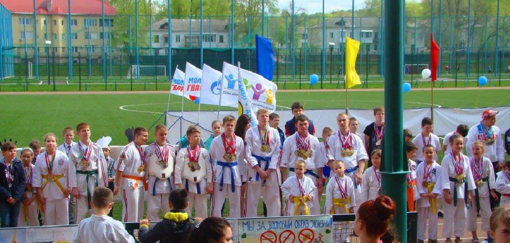 Mcrsi.ru: Косики каратэ. СК Самурай. Жигулевск. Самарская область. Май 2016. Автор фото СК Самурай (президент Олег Фадеев). 01052016-21