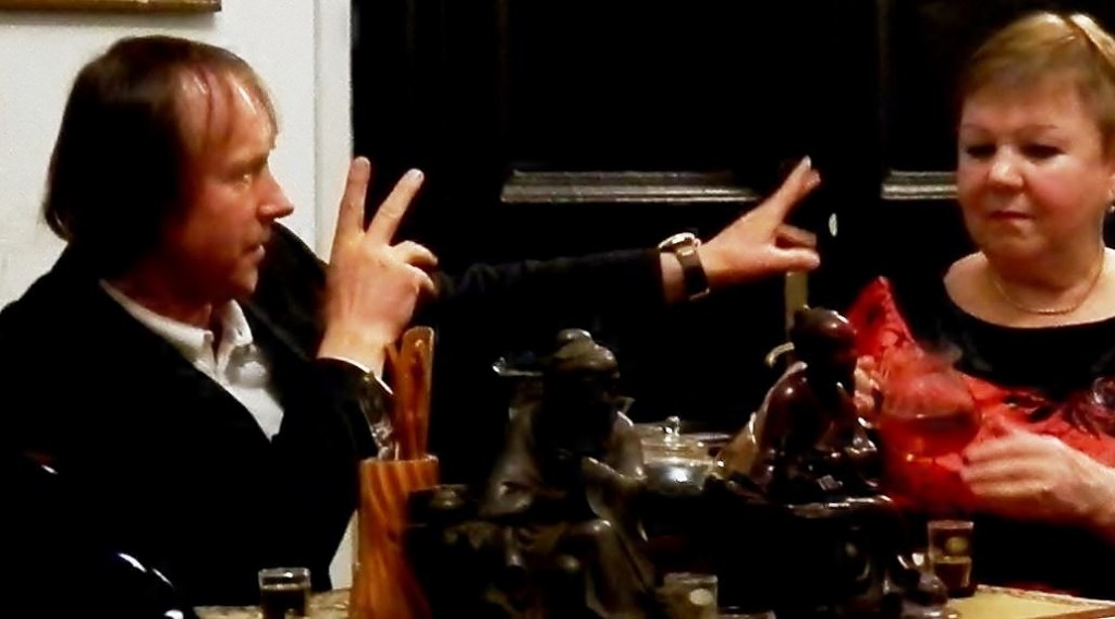 Mcrsi.ru: Московская школа гипноза. Чайная церемония. Гончаров. Гипноз. Автор фото председатель НСНБР А.Г.Огнивцев. 17112016-g6